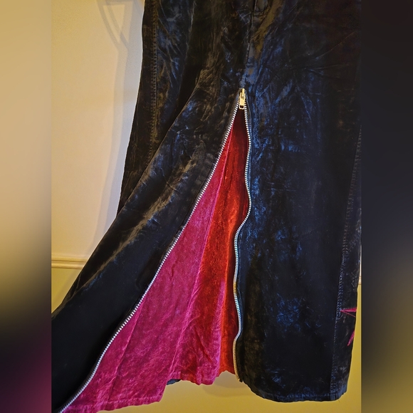 Extremely Rare Vintage Lip Service Velvet Zip Skirt! - Picture 3 of 12